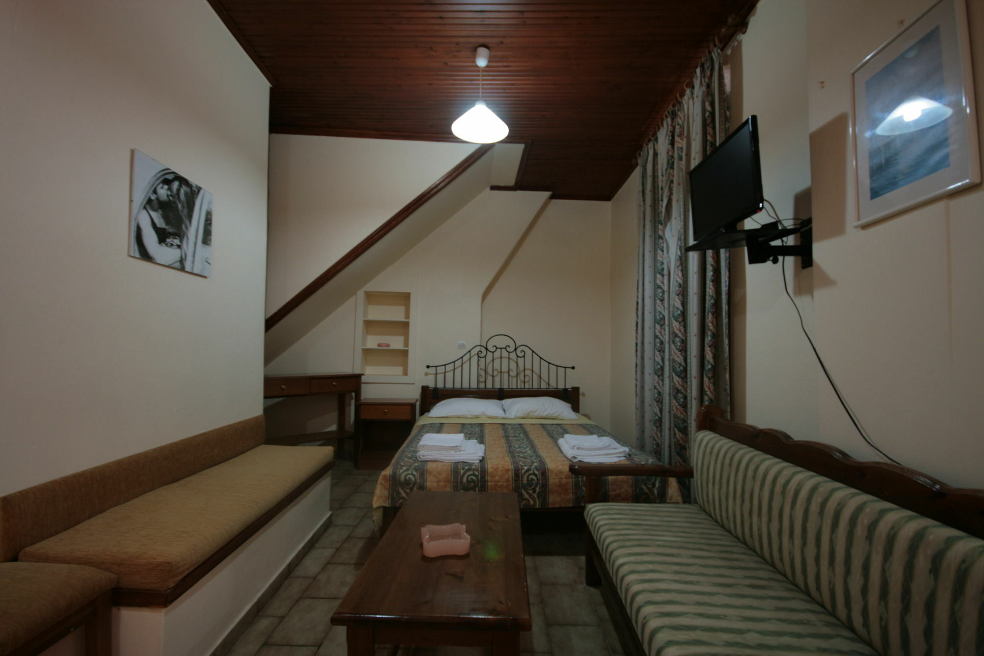 Helena 3* La Canea
